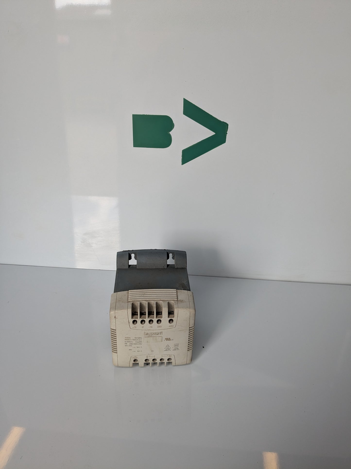 *NEW* Legrand 400VA 1 Output Chassis Mounting Transformer, 24V - Robot Hub