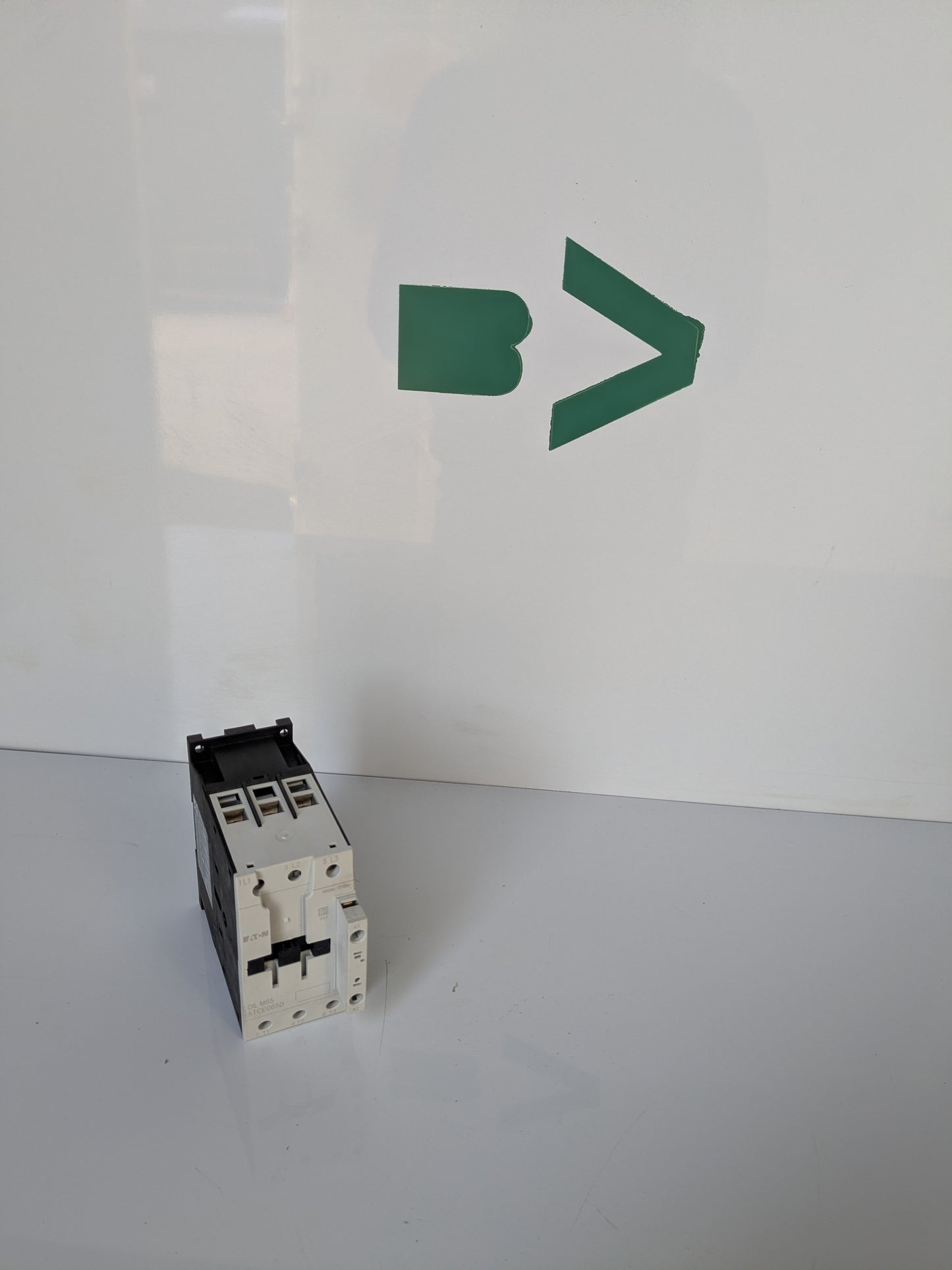 *NEW* Eaton xStart Contactor, 230 V ac Coil, 3-Pole, 40 A, 18.5 kW, 3NO, 400 V ac - Robot Hub