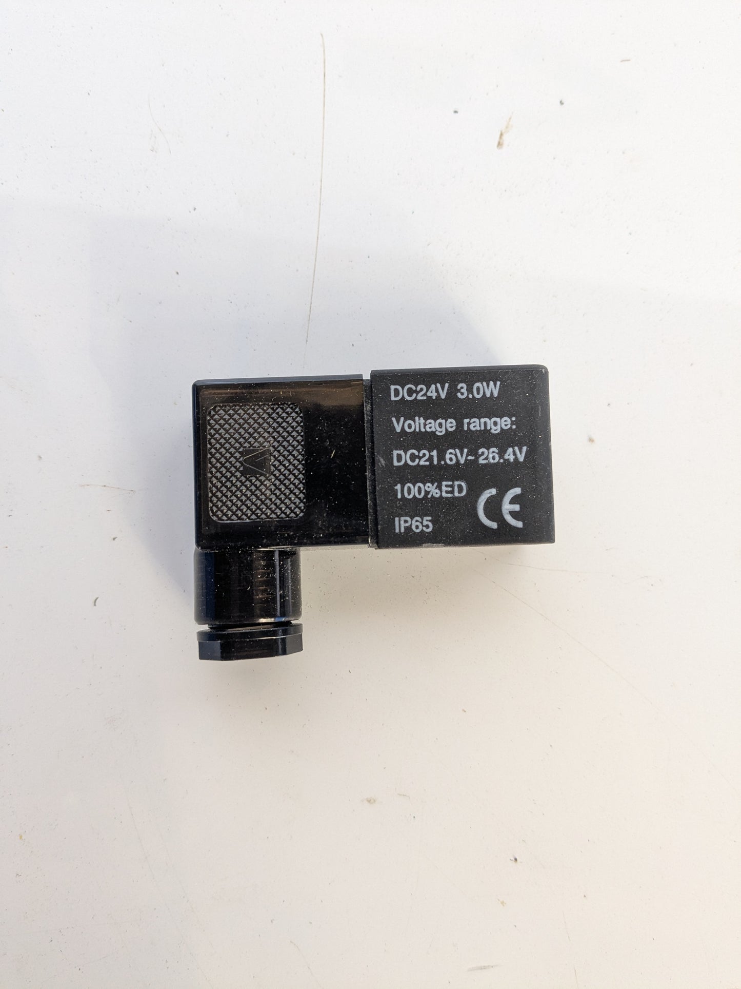 *NEW* AIRTAC DC24V 3.0W Solenoid Coil Voltage Range DC21.6V 26.4V + Connector - Robot Hub