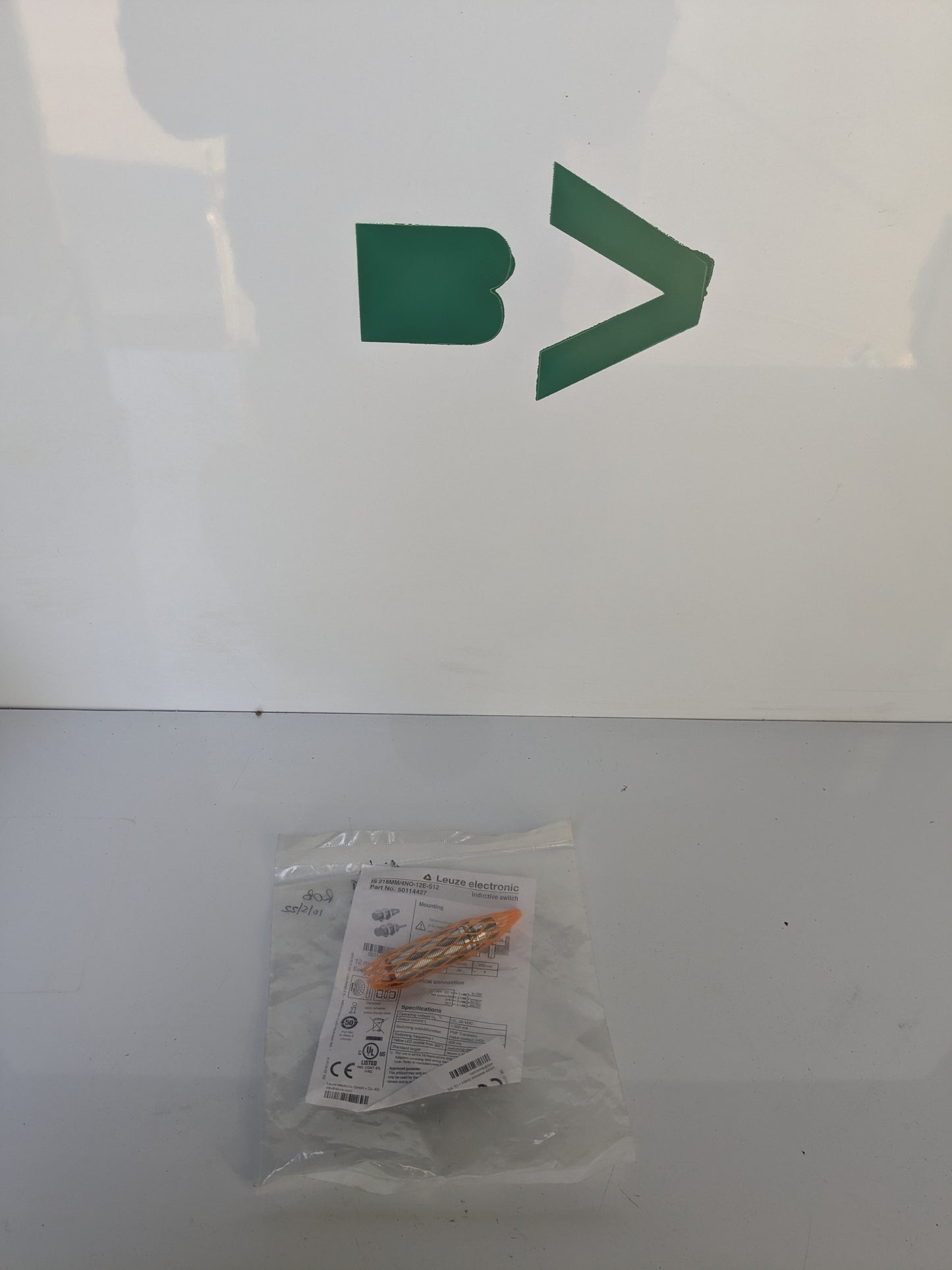 *NEW* Leuze 50114427 Inductive Switch, IS 218MM/4NO-12E-S12 - Robot Hub