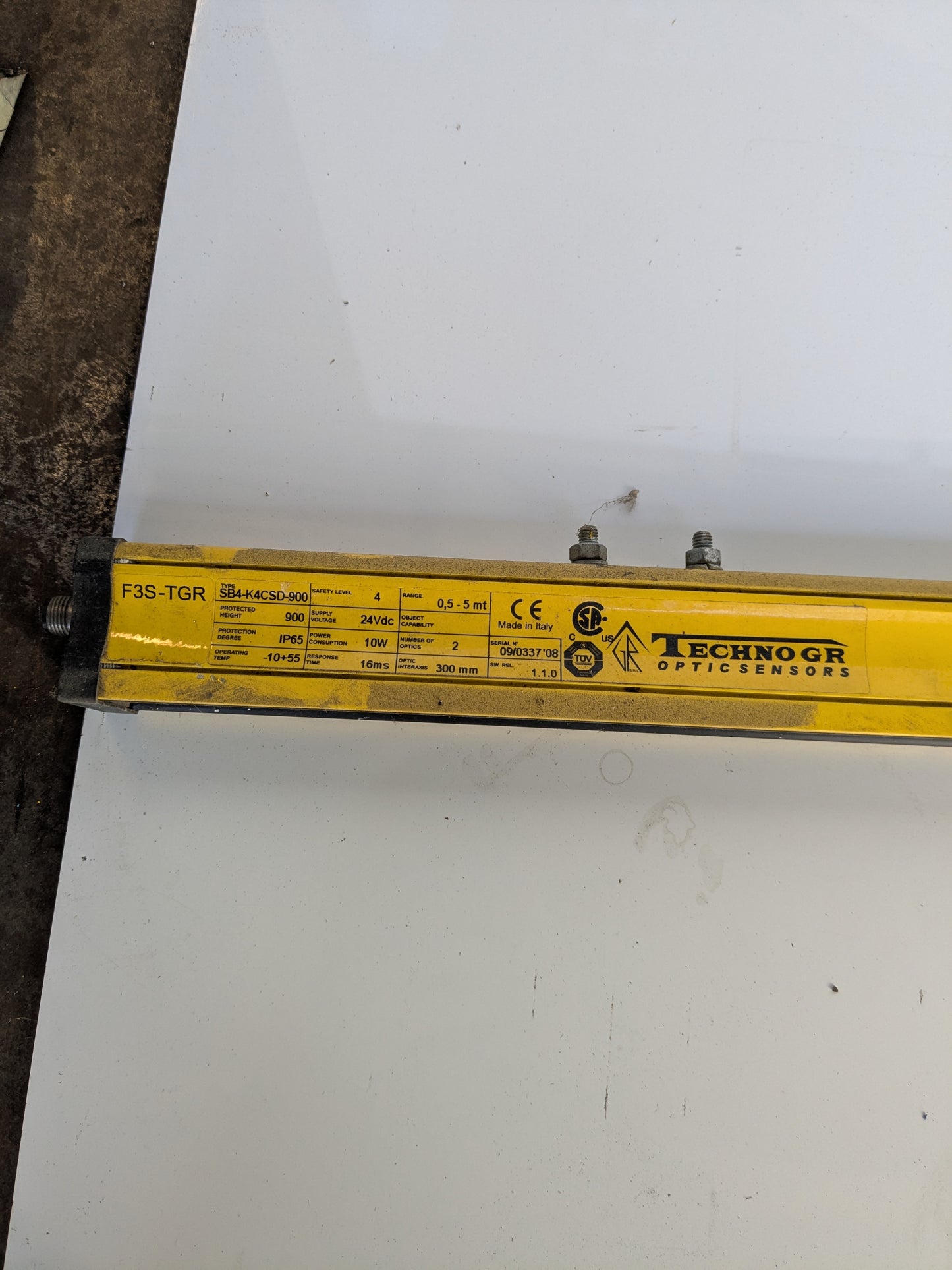 *USED* Techno Gr Optic Sensors F3S-TGR-SB2-K4SD-900 - Robot Hub