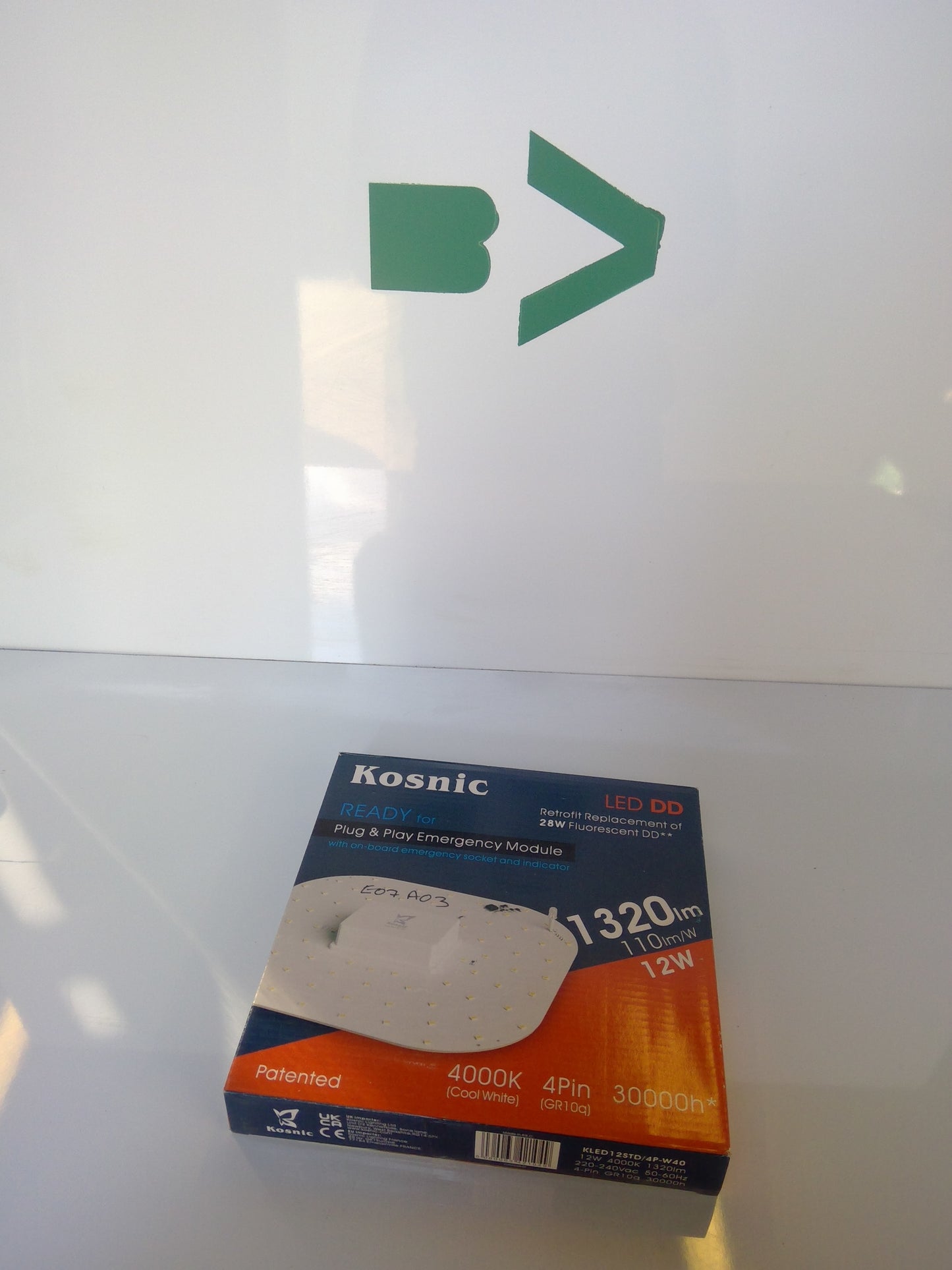 *NEW* Kosnic KLED12STD/4P-W40 - Robot Hub