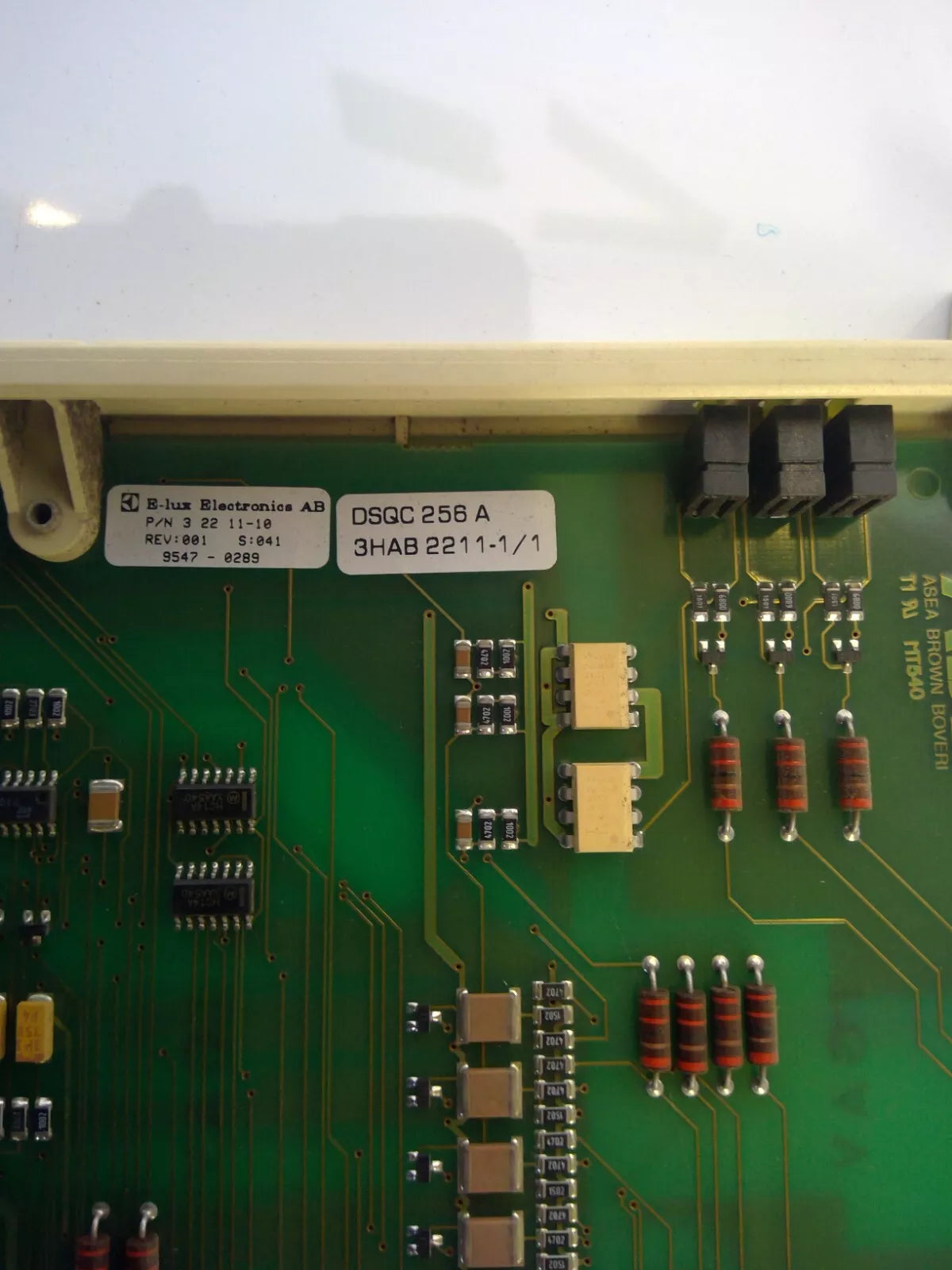 *USED* ABB DSQC 256A Board - Robot Hub