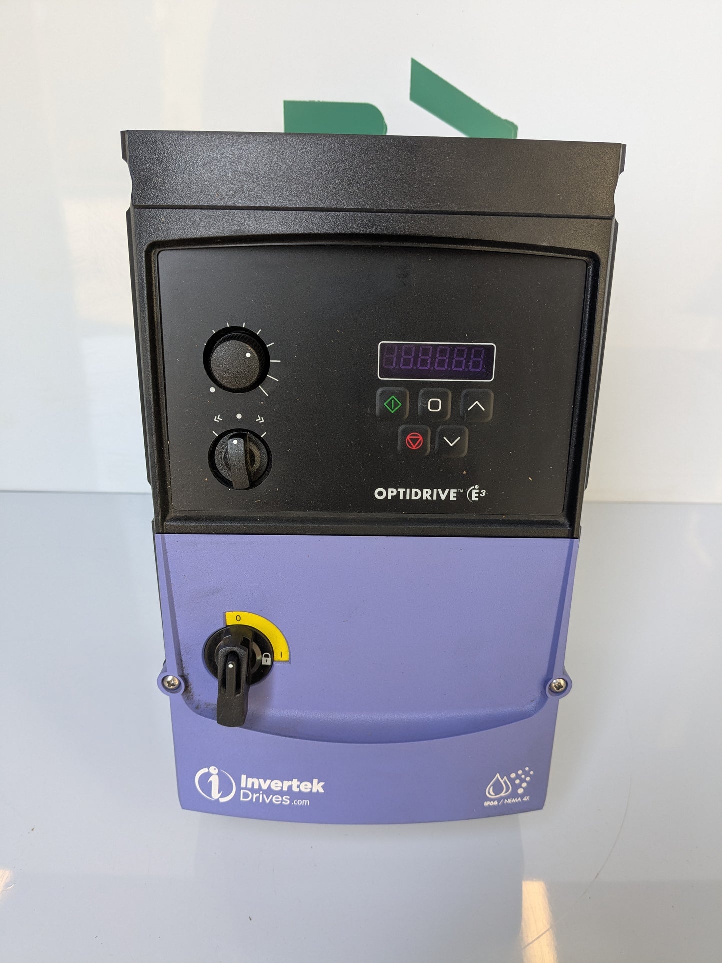 *NEW* ODE-3-340240-3F4B Invertek IP66 Outdoor Switched Variable Frequency Drive - Robot Hub