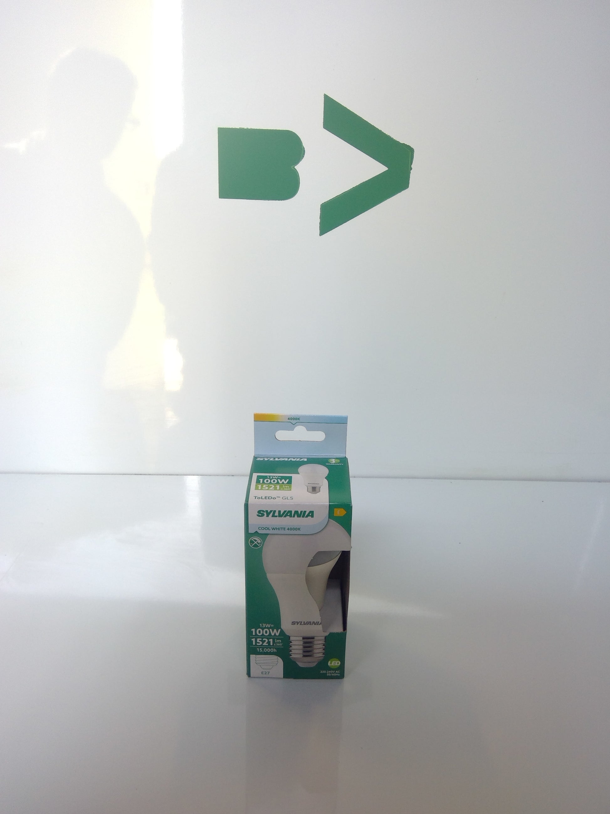 *NEW* Sylvania Cool White 4000K LED Bulb (E27) - Robot Hub
